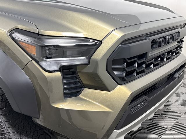 2026 Toyota Tacoma i-FORCE MAX Trailhunter