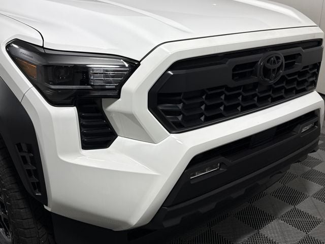 2026 Toyota Tacoma TRD Off Road - Photo 10
