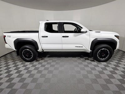 2026 Toyota Tacoma i-FORCE MAX TRD Off-Road i-FORCE MAX