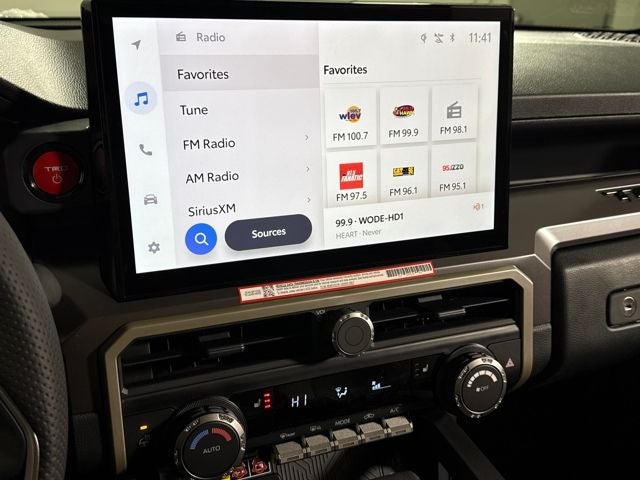 2026 Toyota Tacoma i-FORCE MAX TRD Off-Road i-FORCE MAX