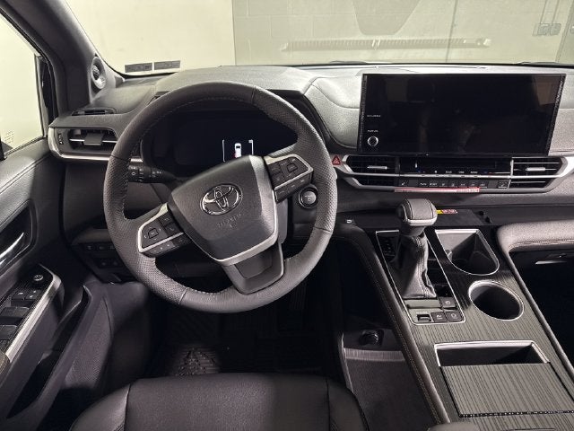2026 Toyota Sienna Woodland Edition