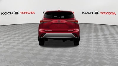 2026 Toyota Highlander Hybrid Platinum