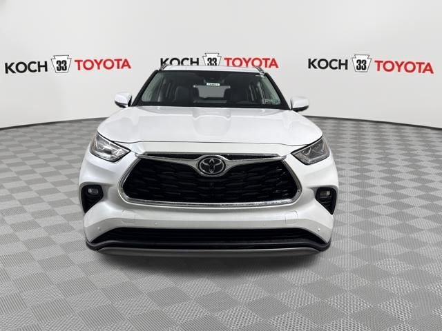 2026 Toyota Highlander Hybrid Hybrid Platinum