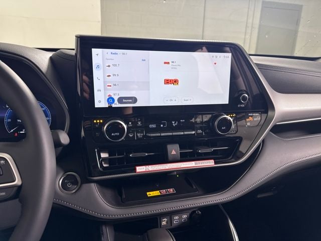 2026 Toyota Highlander Hybrid Hybrid Platinum