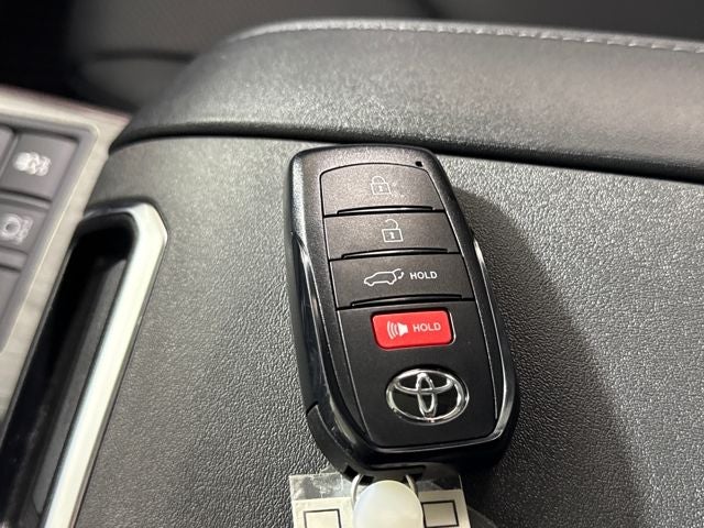 2026 Toyota Highlander Hybrid Hybrid Platinum