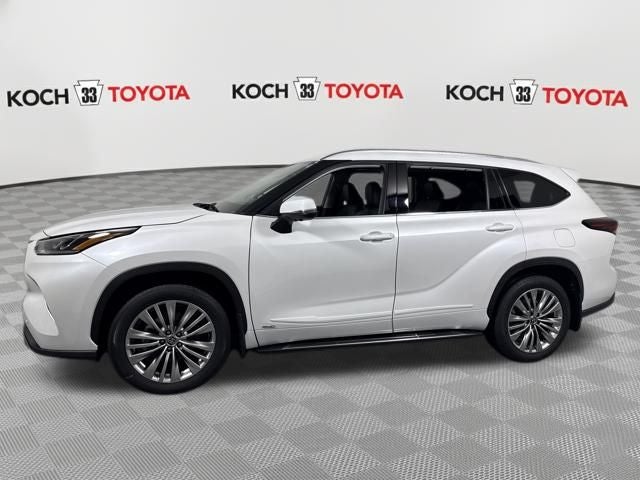 2026 Toyota Highlander Hybrid Hybrid Platinum