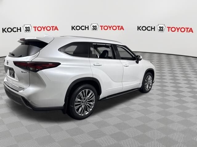 2026 Toyota Highlander Hybrid Hybrid Platinum
