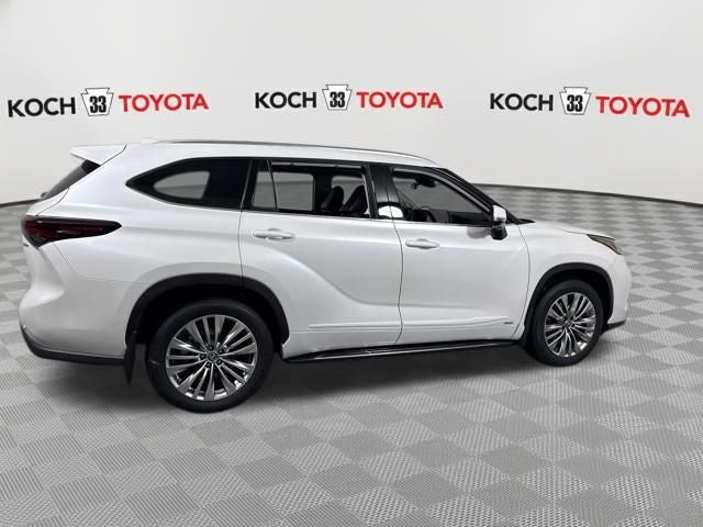2026 Toyota Highlander Hybrid Hybrid Platinum