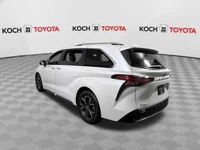 2026 Toyota Sienna Platinum
