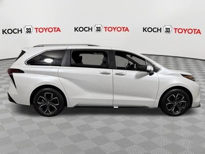 2026 Toyota Sienna Platinum