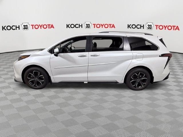 2026 Toyota Sienna Platinum