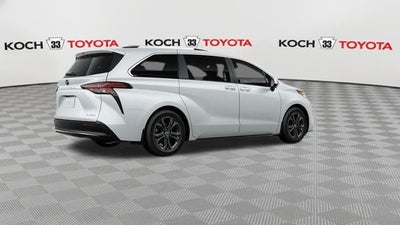 2026 Toyota Sienna Platinum