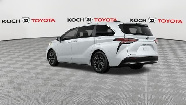 2026 Toyota Sienna Platinum
