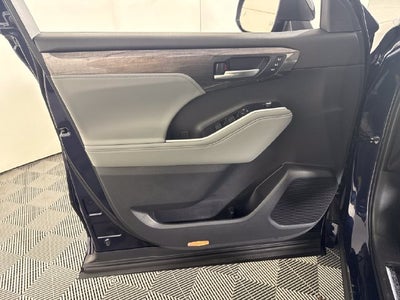 2026 Toyota Highlander Platinum