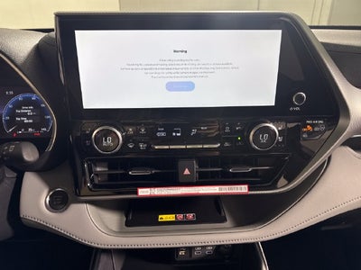 2026 Toyota Highlander Platinum