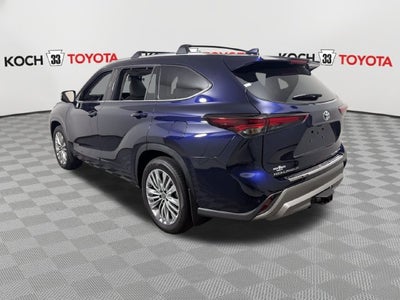 2026 Toyota Highlander Platinum