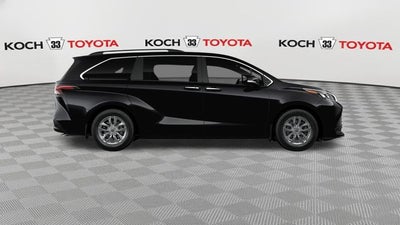 2026 Toyota Sienna XLE 7 Passenger