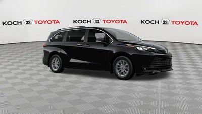 2026 Toyota Sienna XLE 7 Passenger