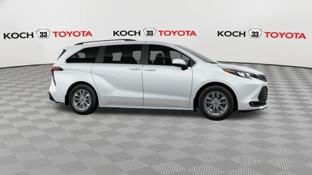 2026 Toyota Sienna XLE