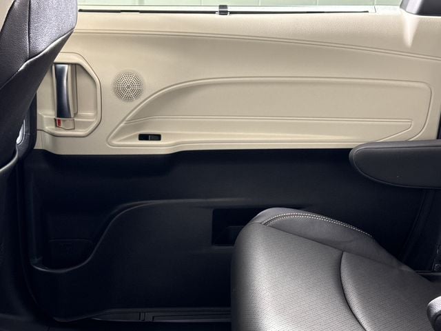 2026 Toyota Sienna Limited 7 Passenger