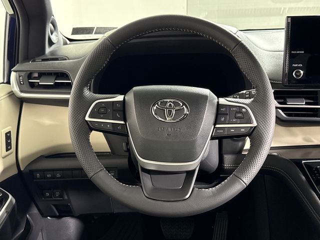 2026 Toyota Sienna Limited 7 Passenger