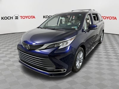 2026 Toyota Sienna Limited 7 Passenger