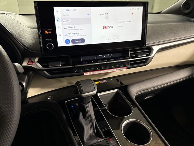 2026 Toyota Sienna Limited 7 Passenger
