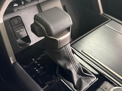 2026 Toyota Tundra i-FORCE MAX Platinum i-FORCE MAX