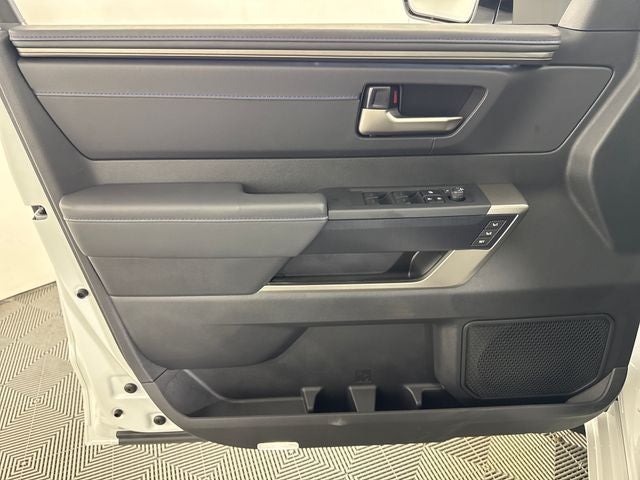 2026 Toyota Tundra i-FORCE MAX Platinum i-FORCE MAX