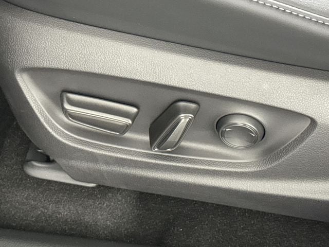 2026 Toyota Toyota Crown XLE