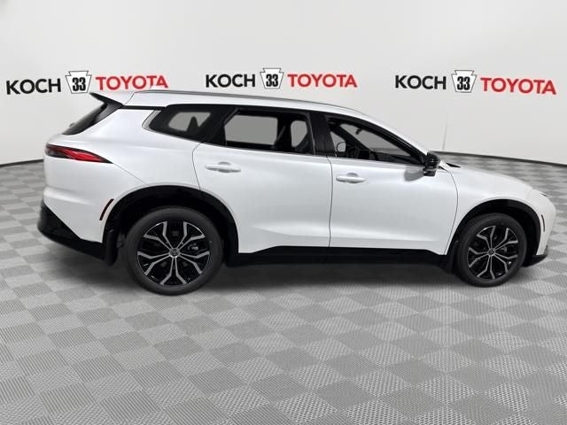 2026 Toyota Toyota Crown Signia XLE