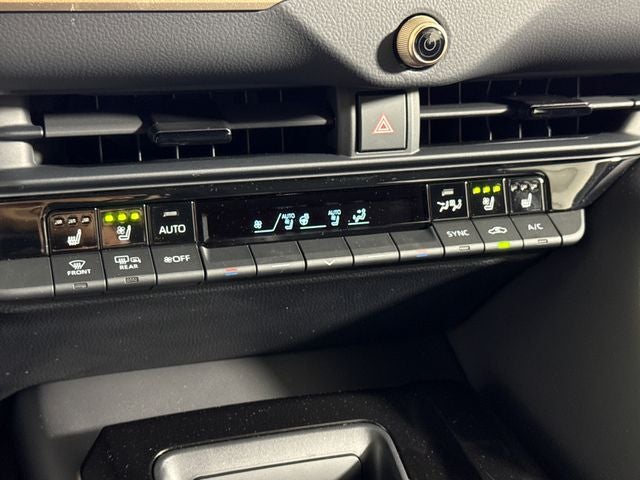 2026 Toyota Toyota Crown Signia XLE