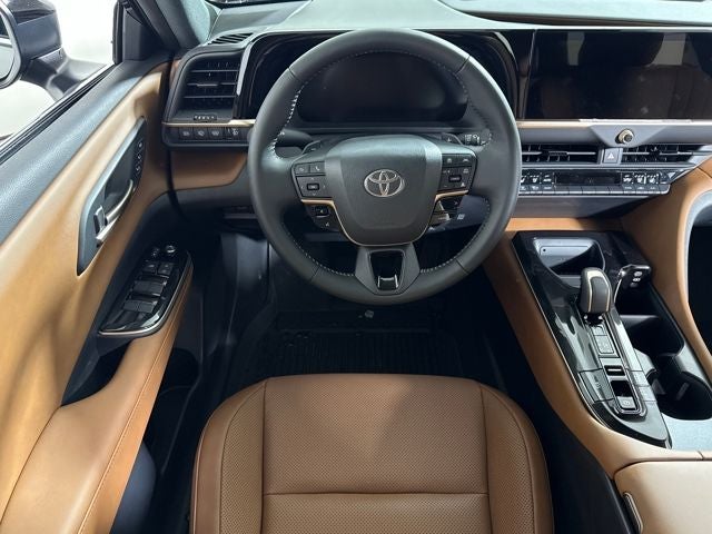 2025 Toyota Toyota Crown Signia XLE