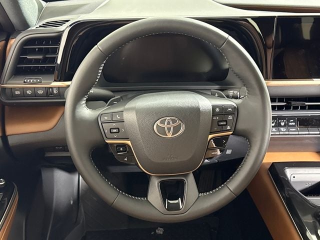 2025 Toyota Toyota Crown Signia XLE