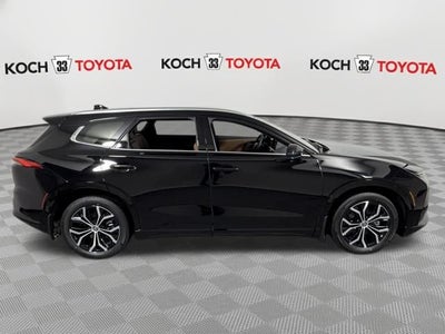 2025 Toyota Toyota Crown Signia XLE