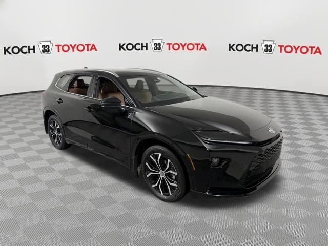 2025 Toyota Toyota Crown Signia XLE