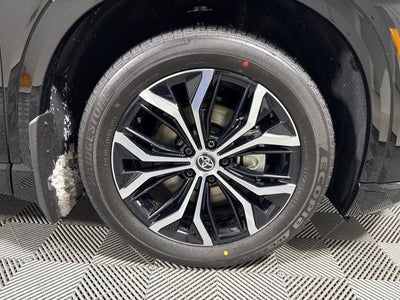 2025 Toyota Toyota Crown Signia XLE