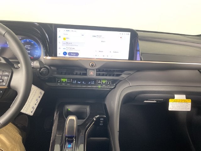 2026 Toyota Toyota Crown Signia Limited