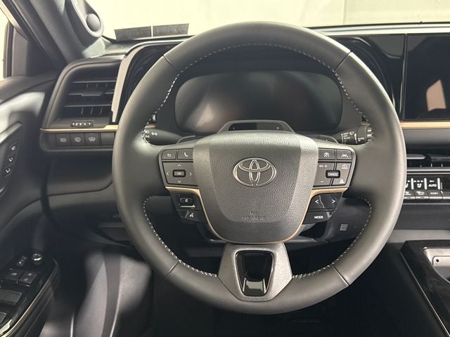 2026 Toyota Toyota Crown Signia Limited
