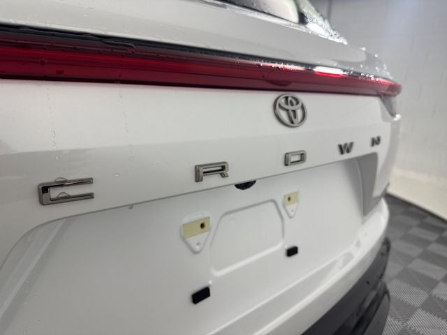 2026 Toyota Toyota Crown Signia Limited