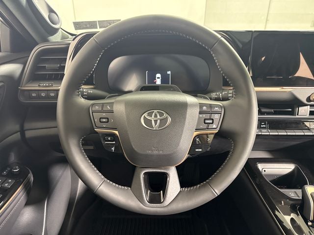 2026 Toyota Toyota Crown Signia Limited