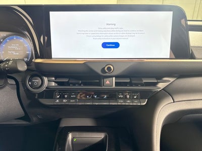2026 Toyota Toyota Crown Signia Limited