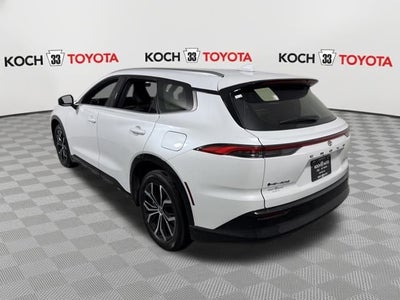 2026 Toyota Toyota Crown Signia XLE