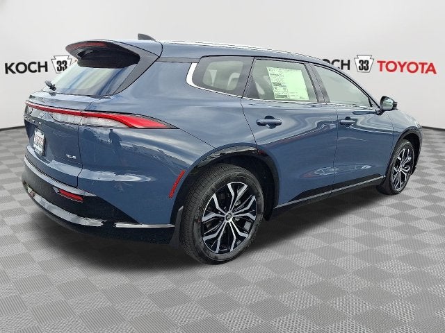 2026 Toyota Toyota Crown Signia XLE