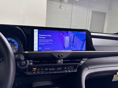 2026 Toyota Toyota Crown Signia Limited