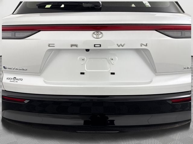 2026 Toyota Crown Signia XLE