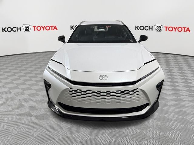 2026 Toyota Crown Signia XLE