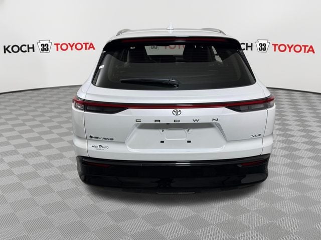 2026 Toyota Crown Signia XLE