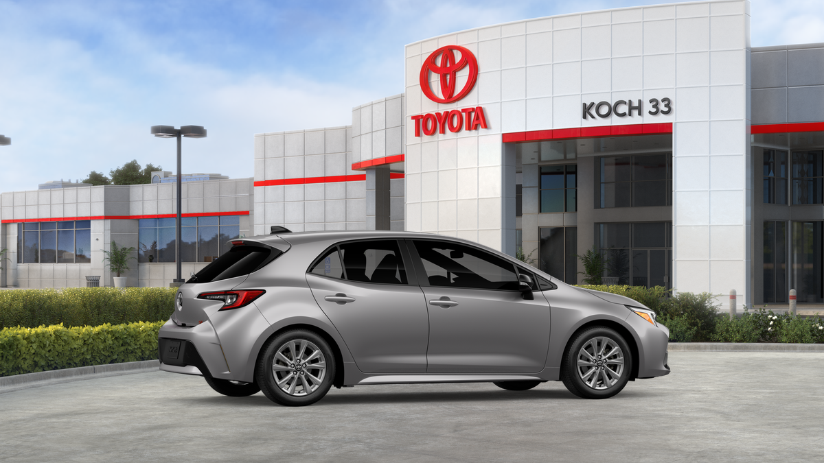 2027 Toyota Corolla Hatchback SE