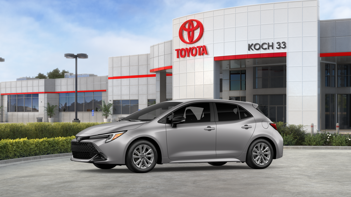 2027 Toyota Corolla Hatchback SE